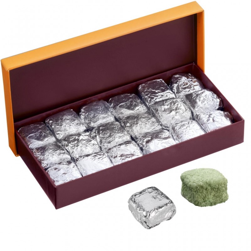 Nougastelles - Coffret ouvert - Nougastelle pliée - Nougastelle nue - Spécialité Stéphanoise Nougastelles - Coffret ouvert - Nougastelle pliée - Nougastelle nue - Spécialité Stéphanoise
