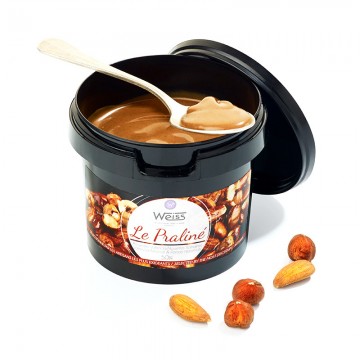 Praliné amande noisette - Pot de praliné ouvert - Cuillère de praliné - Amandes - Noisettes - Praliné Weiss