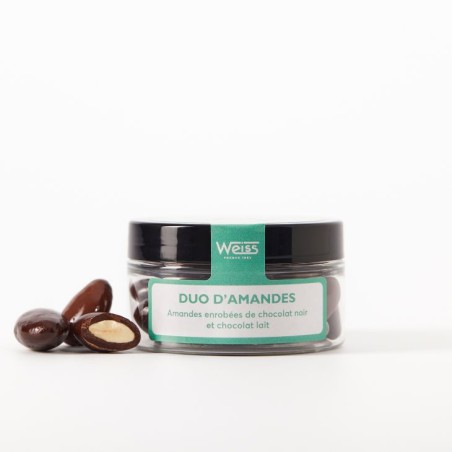 Amandes enrobées de chocolat noir et lait Amandes enrobées de chocolat noir et lait