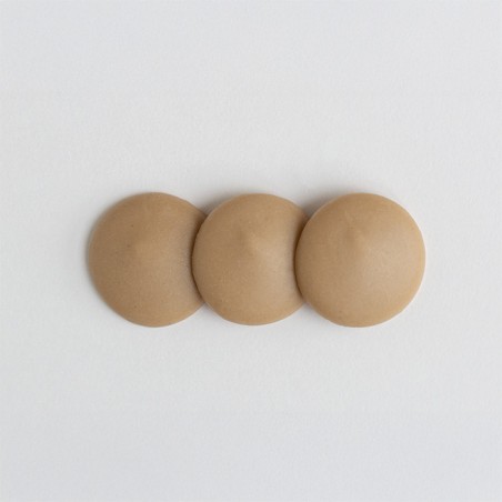 Fondette Chocolat à pâtisser - Oryola Blanc 30% - notes de noisettes - Seau de 5 kg Fondette Chocolat à pâtisser - Oryola Blanc 30% - notes de noisettes - Seau de 5 kg