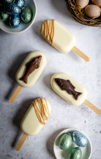 popscicles au chocolat blanc facile à faire pour pâques 2024
