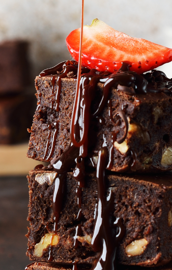 Détail de la recette de brownie au chocolat Weiss et aux fraises